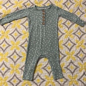 POSH PEANUT - ruffle Romper, 3-6mo, “Margarite”